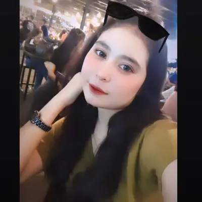 Afril Lia profile