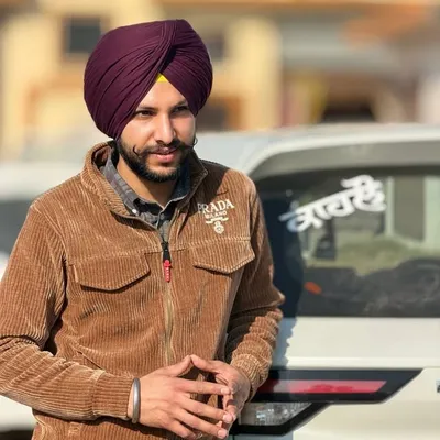 ਅਫਸਰ ਸਾਹਿਬ/ افسر profile