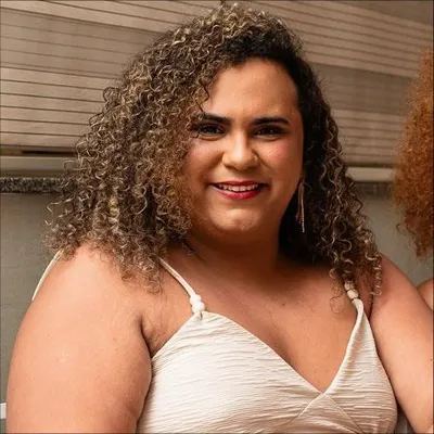 Ágata Pauer profile
