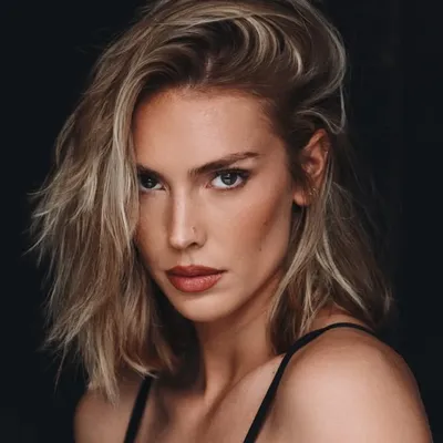 Agathe Cauet profile