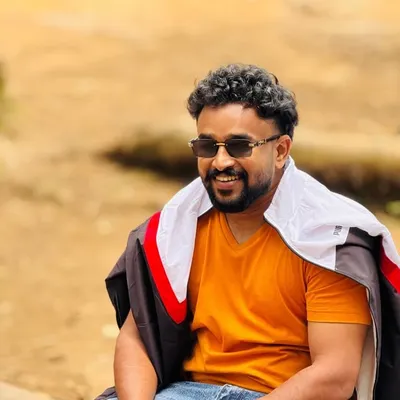 ⚡अखील देवॅ🎭 profile
