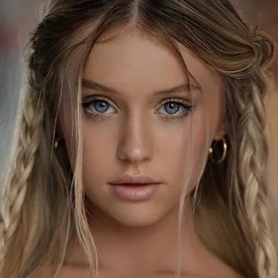 Briana Nicole profile