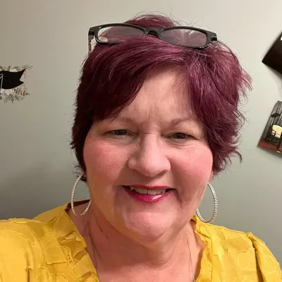 Lisa S Jones profile