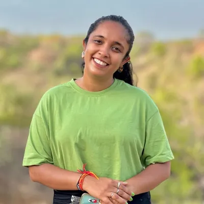 Ahmedabad Food/Travel Blogger|Charvi profile