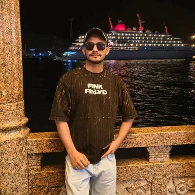 🔵دانش انصاری profile