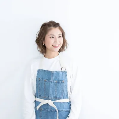 土肥愛子 |フードスタイリスト+管理栄養士 profile