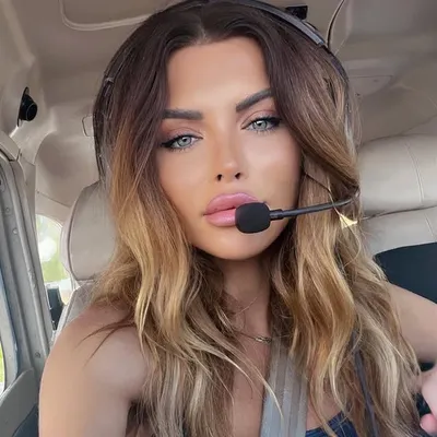 Aida Hilgart profile