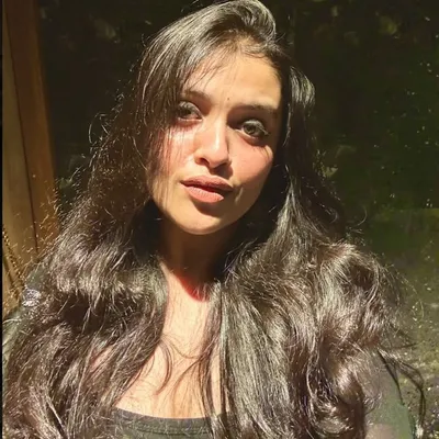 🔽🔼Aishwarya 🔼🔽🧿 profile