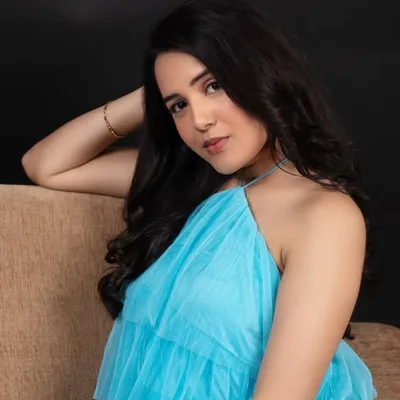 Aishwarya Surendra Salvi profile