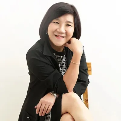 Ai Sim Ang profile
