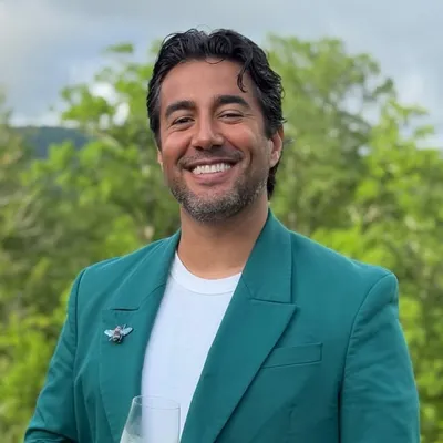AJ✨Lifestyle Expert + 2025 Groom profile