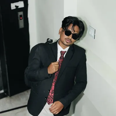 AJ AY profile