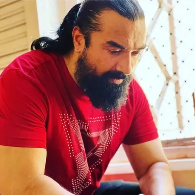 Ajaz khan universe profile