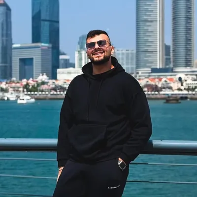 莫亚 | Moe | مُحَمد بنْ عَقيِل profile