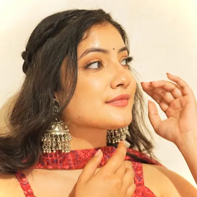 AKANKSHA | Lifestyle & Fashion | profile