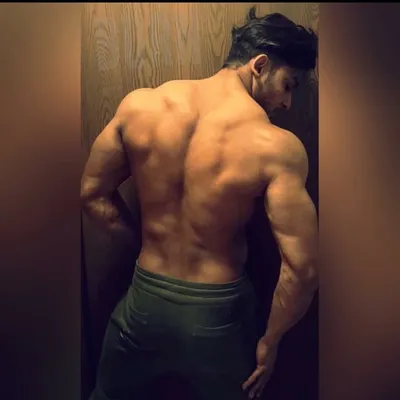 ᗩKᗷEᖇ ᕼᑌSSᗩIᑎ profile