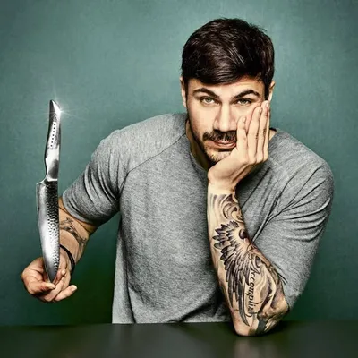 Akis Petretzikis profile