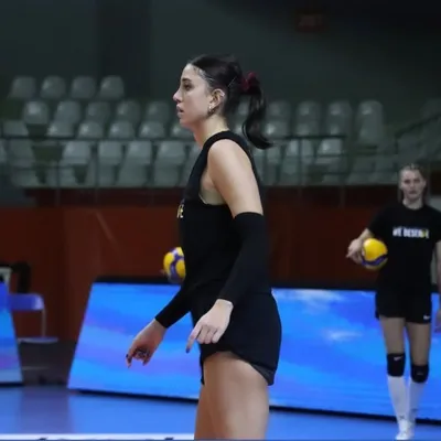 Kübra Akman profile