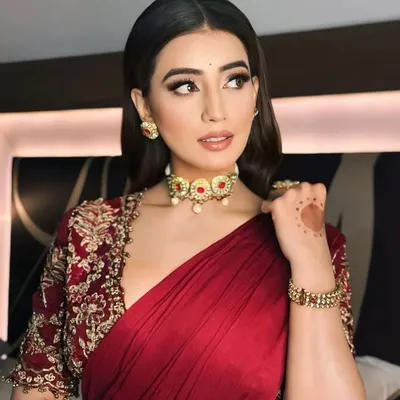 Anshika Singh profile