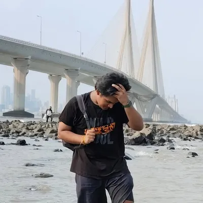 Akshat profile