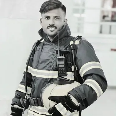 Akshay igave profile