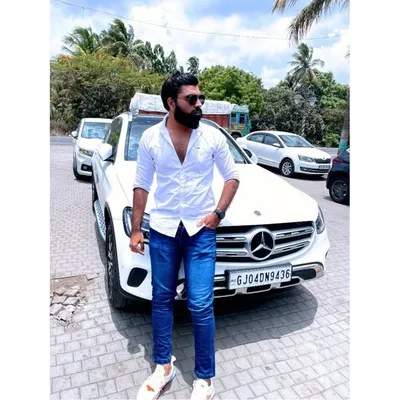 Akshay Solanki profile