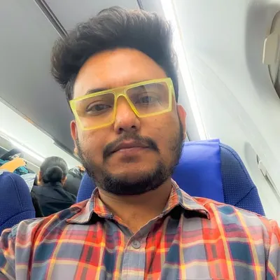 Akshay Bawane l Finance & Market profile