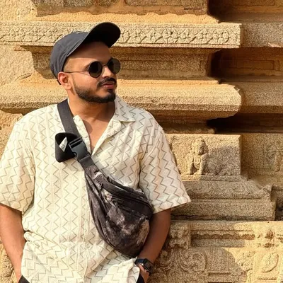 अक्षय profile