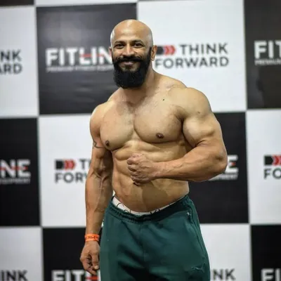 AKSHAY J KOLHATKAR ⭐ profile