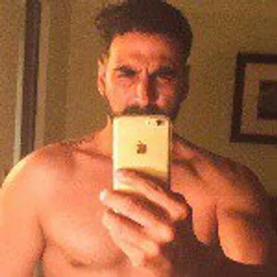 Akshay Kumar profile