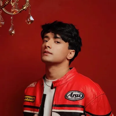 Aksh Baghla profile