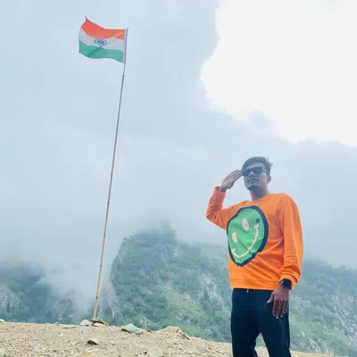 Akash Shingne(आक्या)💫 profile