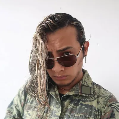 ๐ธ๐๐๐๐ฃ๐ฅ๐ โ๐๐ฃ๐๐ซ profile