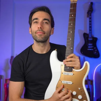 Alan Iarussi profile