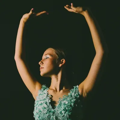 Alba Wilkes profile