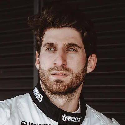 Alberto Naska profile