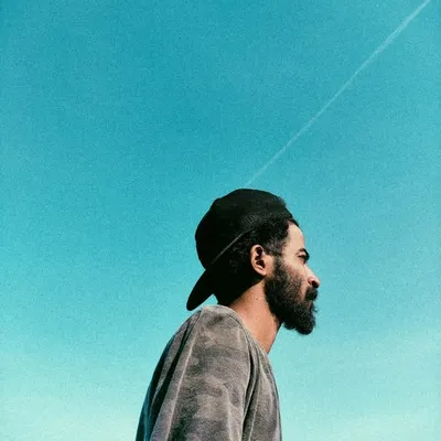A L B I N D A V I S ๐ profile