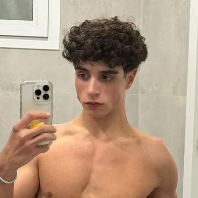 Alejandro profile
