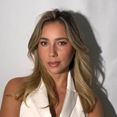 Alejandra Fernandez profile