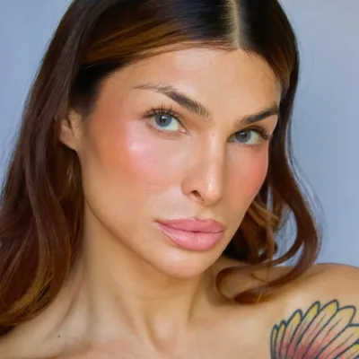 Alejandra Robles profile