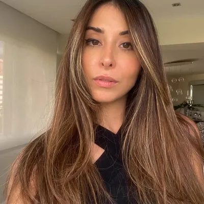 Alessandra De La Correia profile