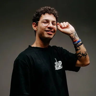 Alexander González profile