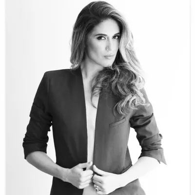 Ale Guzmán profile