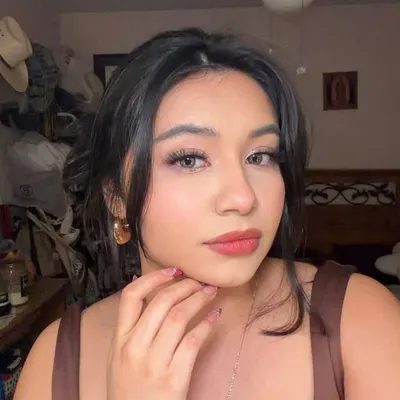 alejandra profile