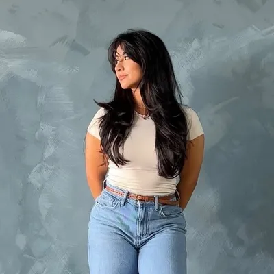 Alejandra Barron profile