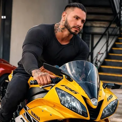Alejandro Estrada Gollaz profile