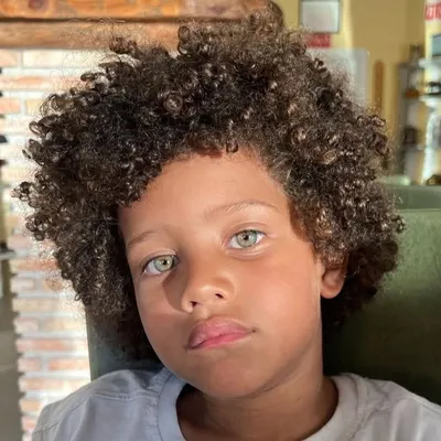 Alejandro Leonardo profile
