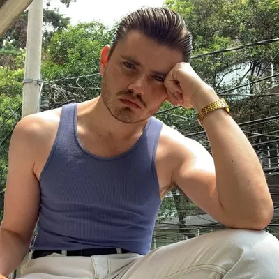 Alejandro De Hoyos profile