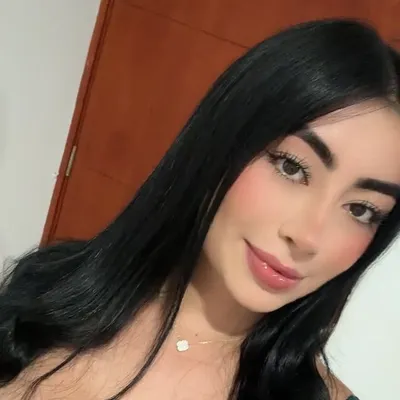 Alejandra Tabares 🌸 profile