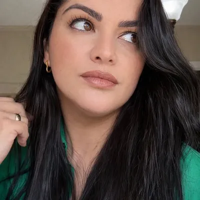 ALESSANDRA MARA profile